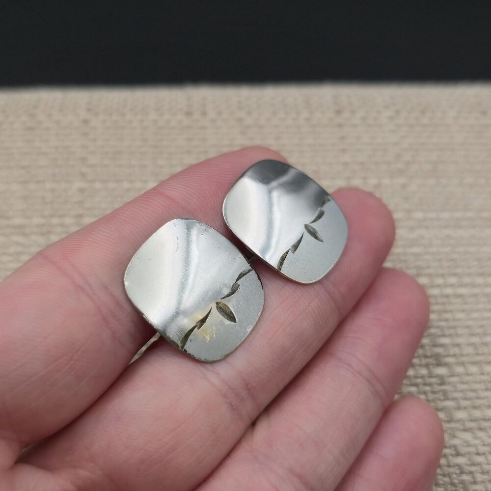 Silver Plated Worn Pattern Unique Men's Cuff Links A6969